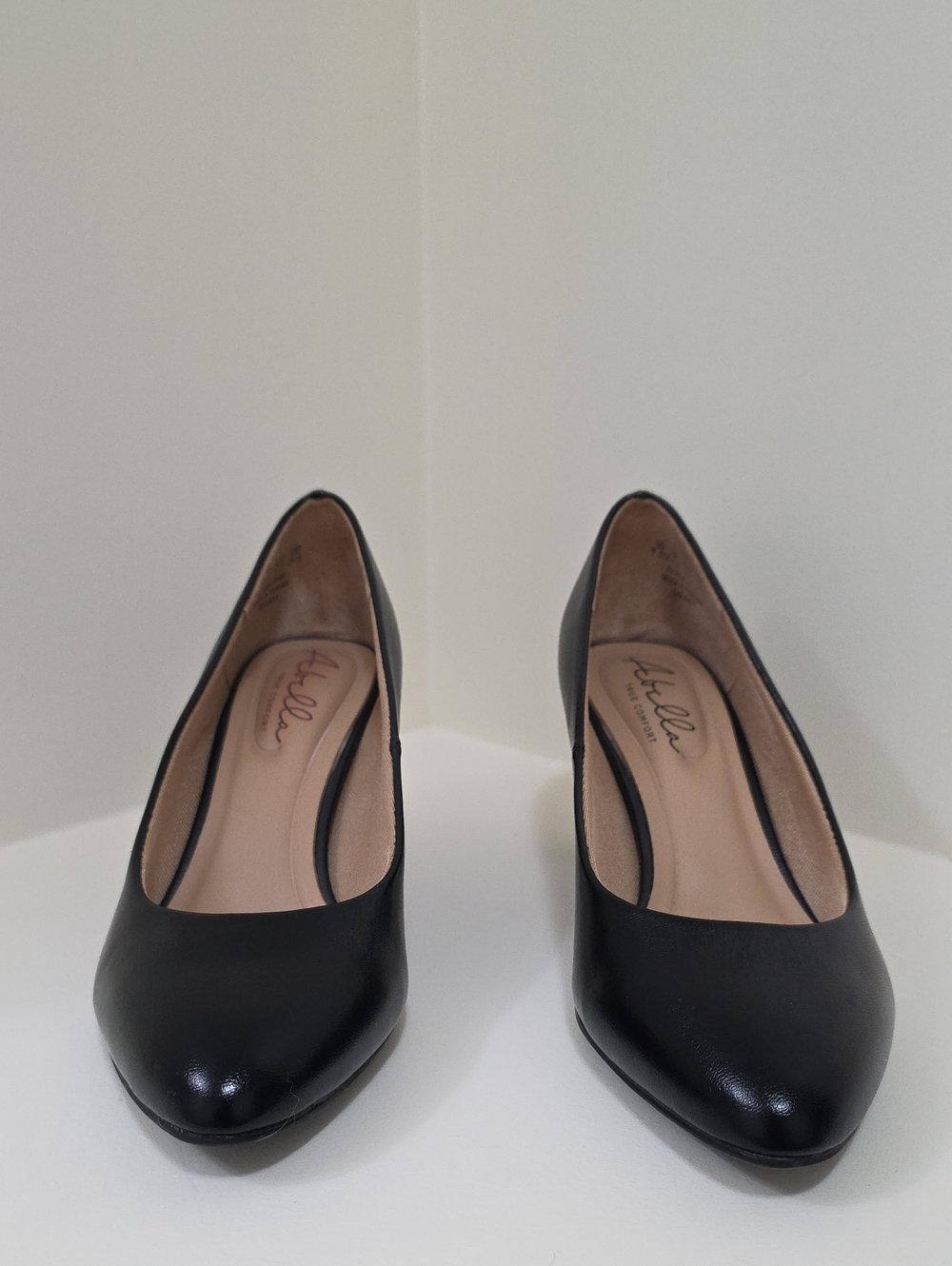 Abella Black Leather-Look Pointed Pumps